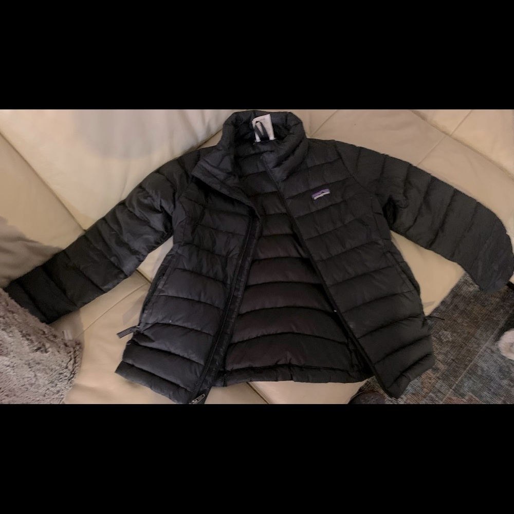 Patagonia Girls down sweater size 8